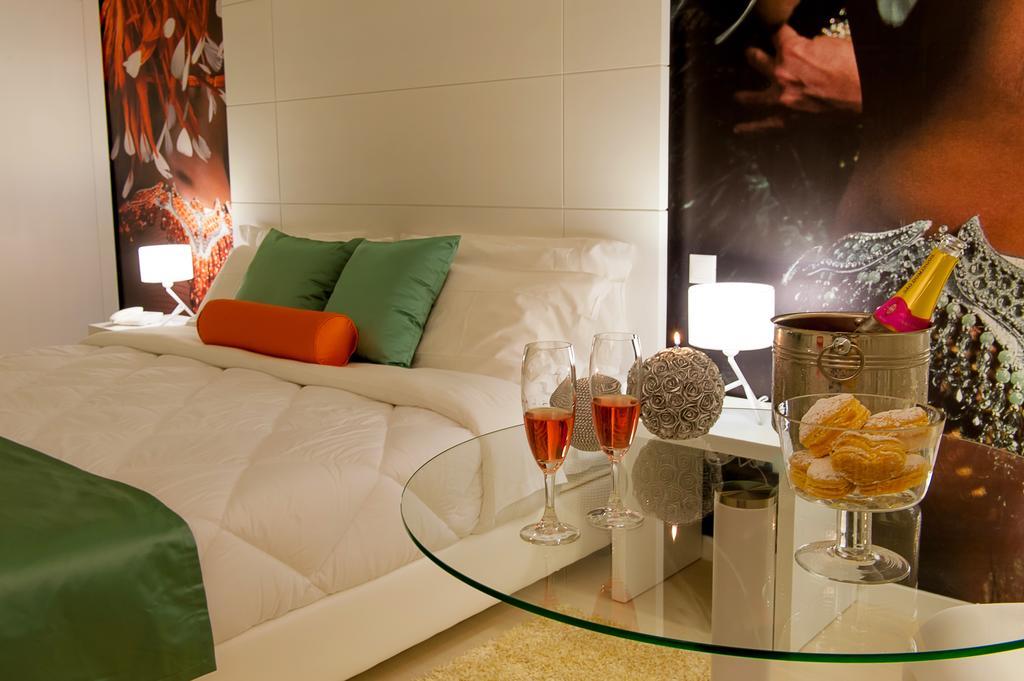 Vinyl M Hotel - Adults Only Меальяда Экстерьер фото