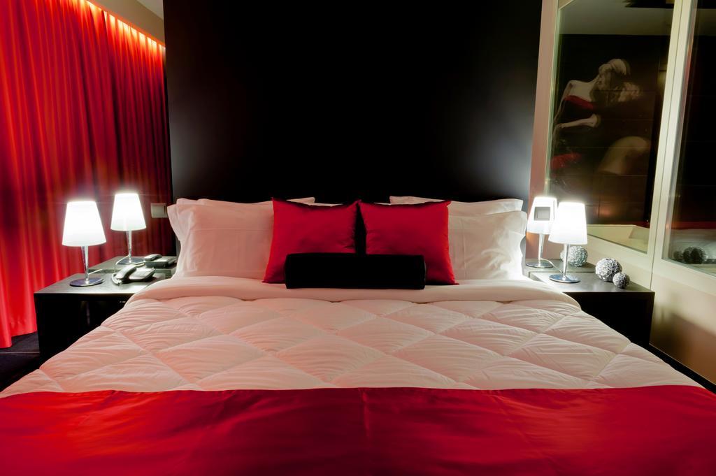 Vinyl M Hotel - Adults Only Меальяда Экстерьер фото